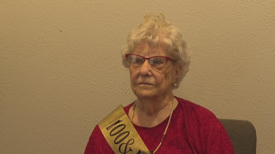 Cụ Bà Arkansas Đón Sinh Nhật 100 Tuổi