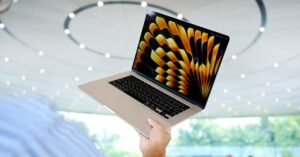 Ba mẫu MacBook mới sẽ ra mắt đầu năm tới