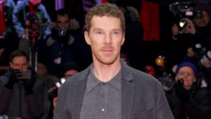Benedict Cumberbatch: Cha Mẹ Năn Nỉ Đừng Theo Nghiệp Diễn 17 Benedict Cumberbatch: Cha Mẹ Năn Nỉ Đừng Theo Nghiệp Diễn