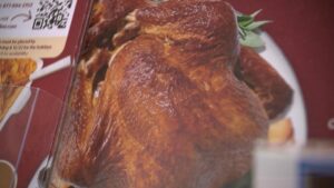 Giá gà tây dịp Lễ Tạ ơn giảm nhưng thực phẩm khác tăng: Cách tiết kiệm