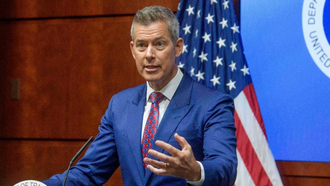 Bộ Trưởng Giao Thông Cảnh Báo Không Phận Có Thể Đóng Cửa Nếu Chính Phủ Tiếp Tục Ngưng Hoạt Động 1 c9590669 2199 4635 b08c