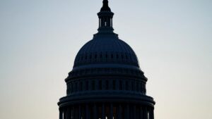 Sáu Dân Biểu Hạ Viện Phá Vỡ Đảng Phái Để Kết Thúc Đóng Cửa Chính Phủ 23 Sáu Dân Biểu Hạ Viện Phá Vỡ Đảng Phái Để Kết Thúc Đóng Cửa Chính Phủ