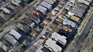 Chủ nhà Chicago đòi câu trả lời khi hóa đơn thuế tài sản tăng cao 3 Chủ nhà Chicago đòi câu trả lời khi hóa đơn thuế tài sản tăng cao