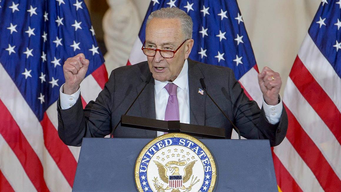Dân biểu chỉ trích lãnh đạo Thượng Viện 'hèn nhát' 1 chuck schumer