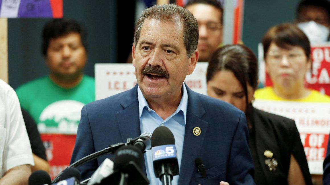 Dân Biểu Dân Chủ Jesús 'Chuy' García Rút Khỏi Đua Vào Phút Chót 1 chuy garcia speaking chicago politics election house democrat