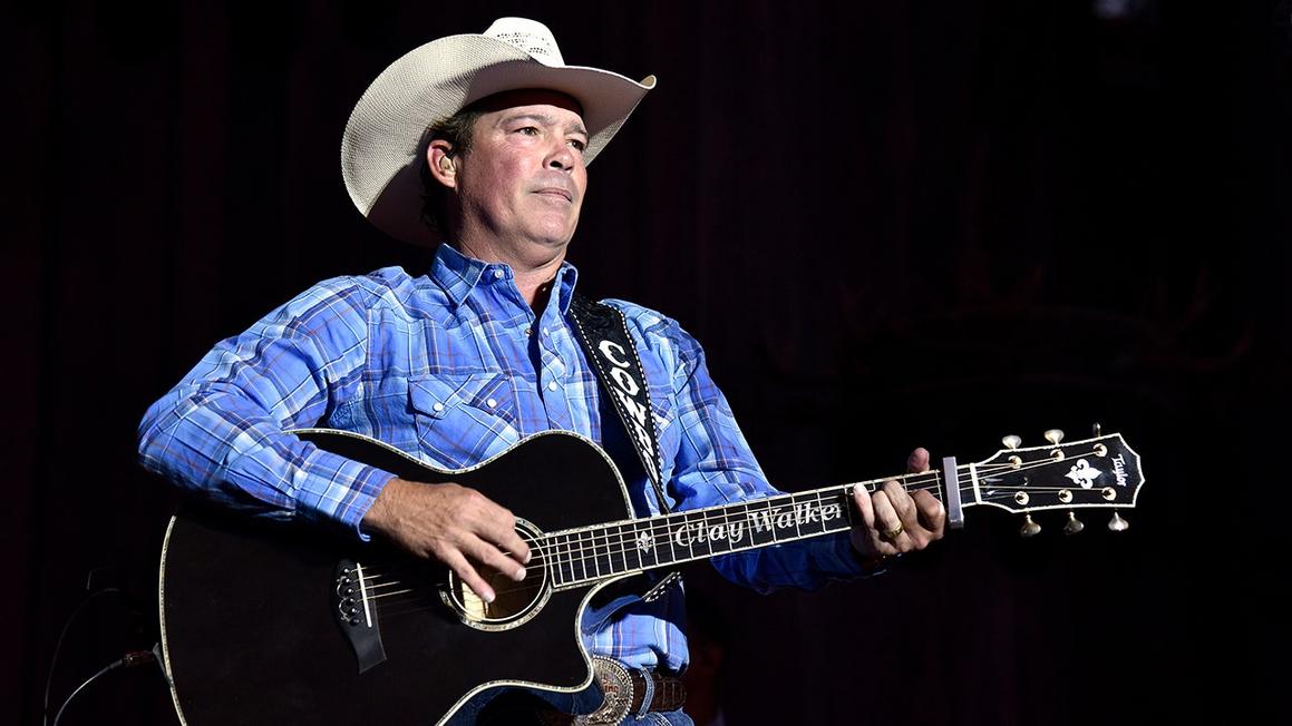 Clay Walker đối diện với tình trạng MS ngày càng nghiêm trọng sau 30 năm 1 clay walker