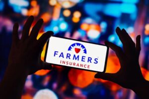 Farmers Insurance Gỡ Bỏ Giới Hạn Hợp Đồng Nhà Mới tại California, Đề Xuất Tăng Phí
