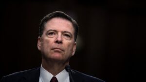 Cựu Giám Đốc FBI Comey Cầu Tòa Bác Bỏ Cáo Trạng, Tố Tụng Mang Tính Trả Đũa 17 Cựu Giám Đốc FBI Comey Cầu Tòa Bác Bỏ Cáo Trạng, Tố Tụng Mang Tính Trả Đũa