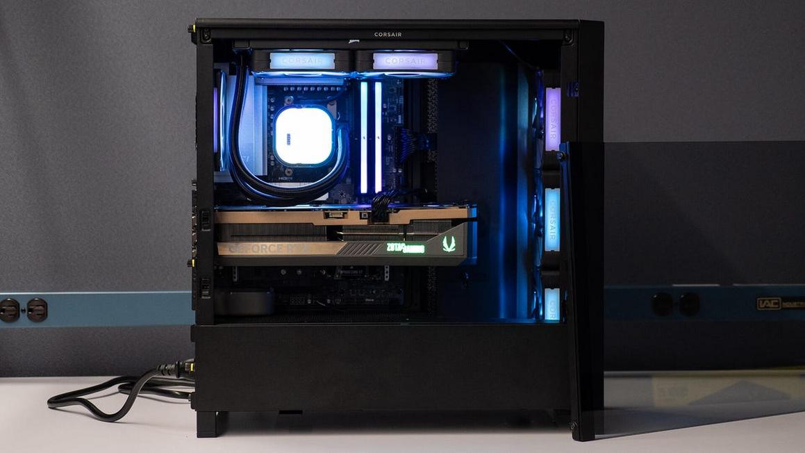 Đánh giá máy tính chơi game Corsair Vengeance A7500 Air: Không phải lúc nào máy tính chơi game đặt làm sẵn cũng đặc biệt 1 corsair vengeance a7500 air desktop 1 of 7