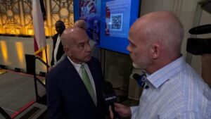 Thị trưởng Houston Phản Hồi Vụ Điều Tra Hệ Thống Đèn Đường Bị Hỏng 8 Thị trưởng Houston Phản Hồi Vụ Điều Tra Hệ Thống Đèn Đường Bị Hỏng