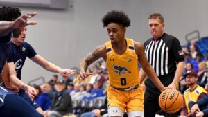 Cựu cầu thủ bị cấm vì dàn xếp tỷ số: 'Tôi thèm tiền' 18 Cựu cầu thủ bị cấm vì dàn xếp tỷ số: ‘Tôi thèm tiền’