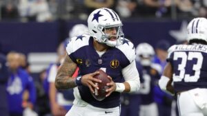 Dak Prescott và CeeDee Lamb tỏa sáng giúp Cowboys đánh bại Chiefs 9 Dak Prescott và CeeDee Lamb tỏa sáng giúp Cowboys đánh bại Chiefs