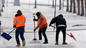 Các thuật ngữ thời tiết mùa đông quan trọng cần biết để giữ an toàn