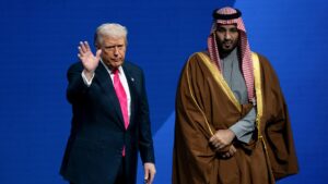 Vindman đòi công khai cuộc gọi Trump-MBS, khơi lại nghi vấn Mỹ-Ả Rập