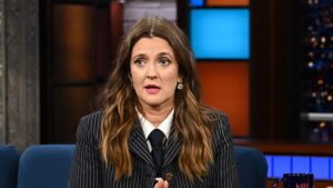 Drew Barrymore: Lo sợ ung thư sau chụp nhũ ảnh 10 Drew Barrymore: Lo sợ ung thư sau chụp nhũ ảnh