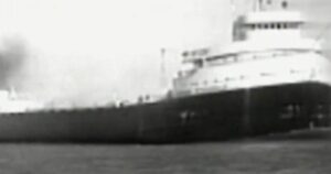 Năm 1975: Tàu Edmund Fitzgerald chìm trên Hồ Superior