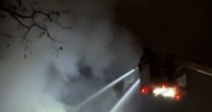 Bốn người bị bắt trong vụ trộm tại bảo tàng Louvre 9 Bốn người bị bắt trong vụ trộm tại bảo tàng Louvre