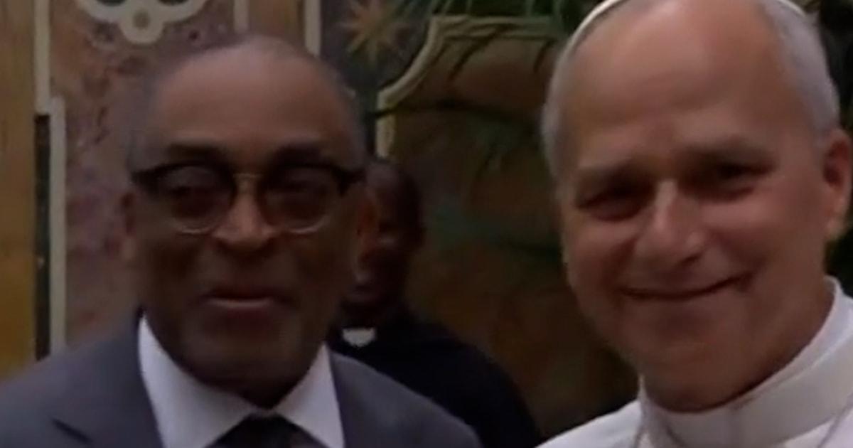 Diễn viên và nhà làm phim hội kiến Giáo hoàng tại Vatican 1 f vert brk tdy pope actors 251115.00 00 45 07.Still003 supiwl