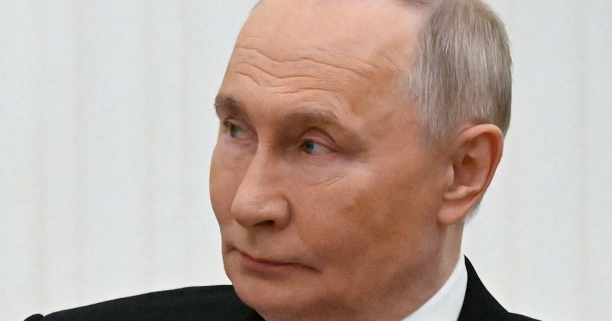 Ông Putin nói Nga sẵn sàng cho các cuộc đàm phán hòa bình 'nghiêm túc' 1 f vert brk tdy putin talks 251128.00 00 01 15.Still002 iupoc9