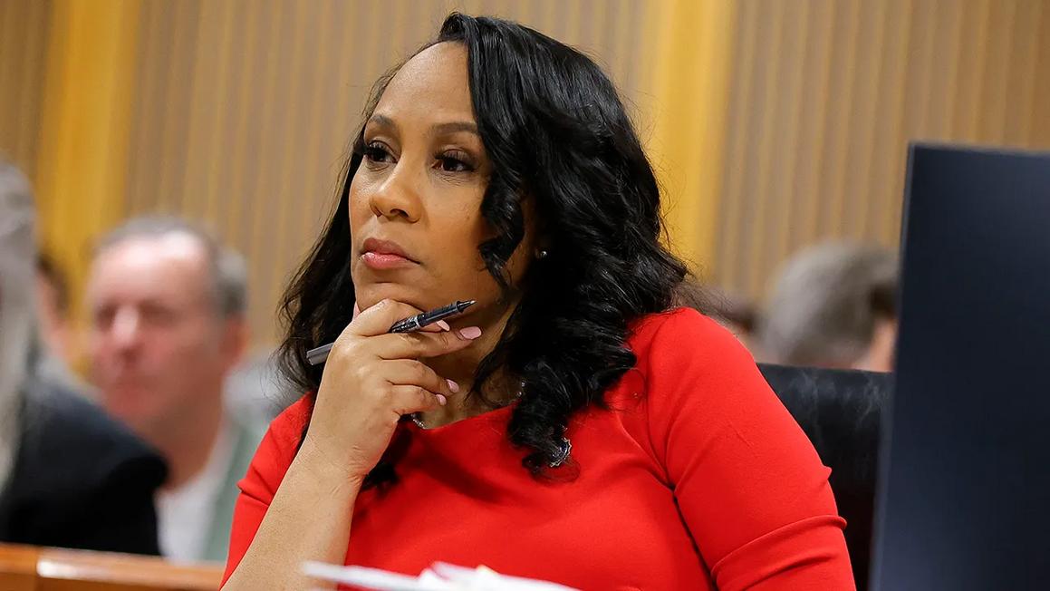 Công tố viên mới vào cuộc trong vụ kiện bầu cử của Tổng Thống Donald Trump tại Georgia 1 fani willis georgia