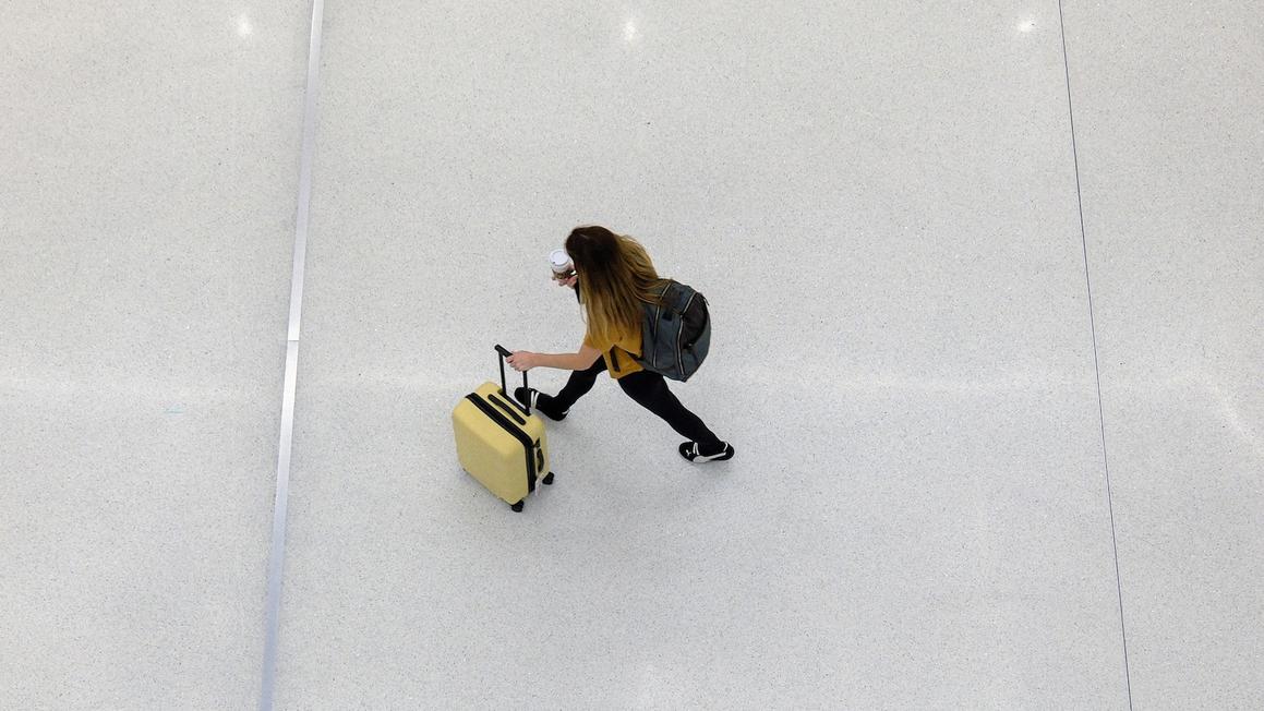 Hơn 1.100 chuyến bay bị hủy vào sáng thứ Ba, theo dữ liệu hàng không 1 flights