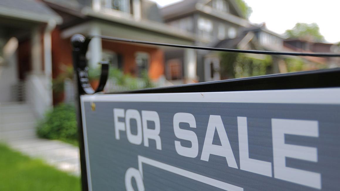 Cần Kế Hoạch Marshall Cho Cuộc Khủng Hoảng Nhà Ở Hoa Kỳ 1 for sale sign 2