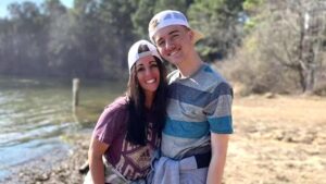 Gia đình Texas kiện Character.AI vì chatbot bị tố xúi giục con trai tự hại bản thân và cha mẹ