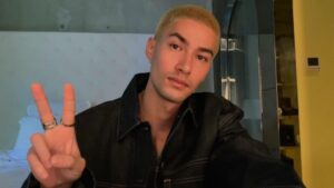 Ca sĩ Mikah chia sẻ về dự án ‘Homesick’