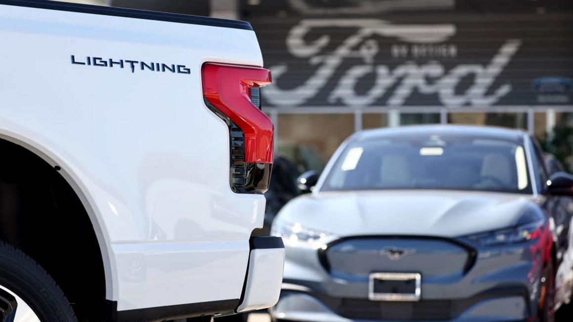 Ford Cho phép Mua Xe Ford Cũ Qua Amazon 1 gettyimages 2167815259