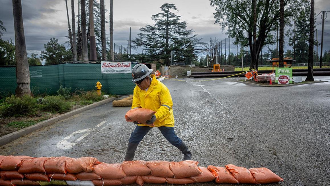 Thời tiết Miền Nam California: Mưa lớn đổ bộ, các khu vực cháy rừng có lệnh sơ tán 1 gettyimages 2246181001