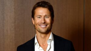 Glen Powell chia sẻ lý do rời Hollywood về quê nhà Texas