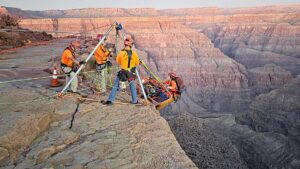Rơi xuống vực sâu hơn 100 feet, một người thiệt mạng ở Grand Canyon