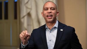 Hạ nghị sĩ Hakeem Jeffries ‘chơi chữ’ về SNAP, 42 triệu người Mỹ có thể bị ảnh hưởng