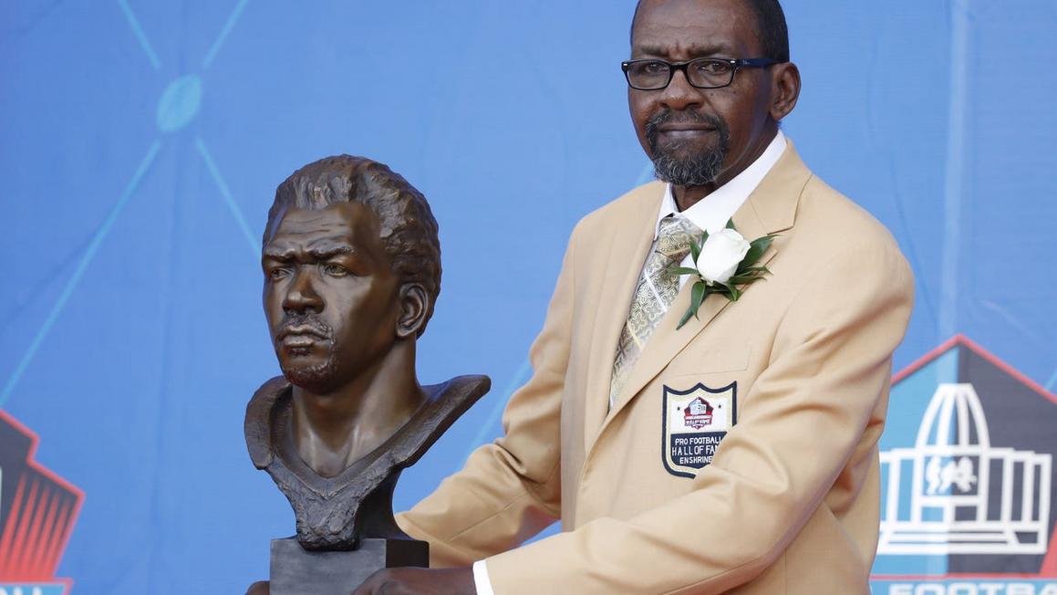 Tưởng niệm Ken Easley, huyền thoại Seattle Seahawks, đã qua đời ở tuổi 66 1 hall of fame bust