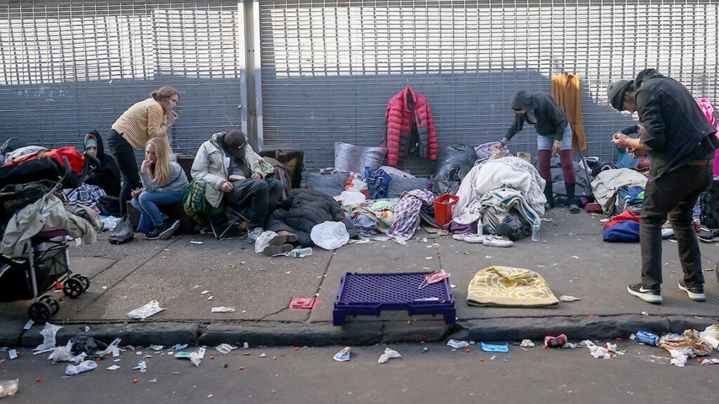 Thị trưởng Delaware chỉ trích chương trình Philadelphia đưa người vô gia cư đến thành phố của ông