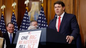 Chủ tịch Ủy ban Hạ viện loan báo không tái tranh cử 2026 11 Chủ tịch Ủy ban Hạ viện loan báo không tái tranh cử 2026