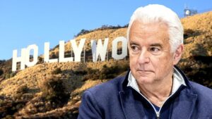 Diễn viên John O'Hurley cân nhắc rời California vì khó khăn làm việc tại Hollywood 5 Diễn viên John O’Hurley cân nhắc rời California vì khó khăn làm việc tại Hollywood