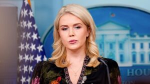 Tòa Bạch Ốc chỉ trích phát ngôn của ứng cử viên thị trưởng New York, liên kết Tổng Thống Donald Trump với các mối đe dọa 10 Tòa Bạch Ốc chỉ trích phát ngôn của ứng cử viên thị trưởng New York, liên kết Tổng Thống Donald Trump với các mối đe dọa