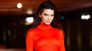 Kendall Jenner mừng sinh nhật lần thứ 30 với ảnh gợi cảm trên biển 10 Kendall Jenner mừng sinh nhật lần thứ 30 với ảnh gợi cảm trên biển