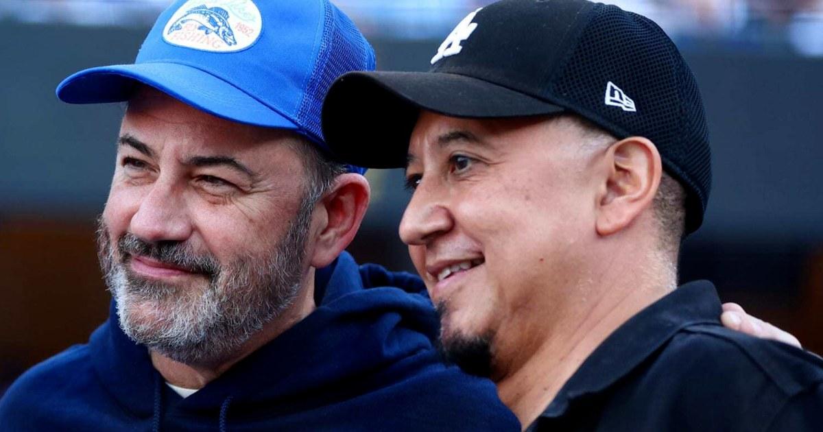 Jimmy Kimmel chia sẻ kỷ niệm về nhạc trưởng, bạn thân Cleto Escobedo III 1 kimmel thumb dymnvl