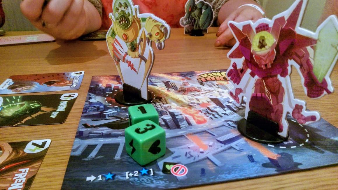24 Trò Chơi Hội Đồng Hay Nhất Để Tặng Quà Năm 2025 1 king of tokyo