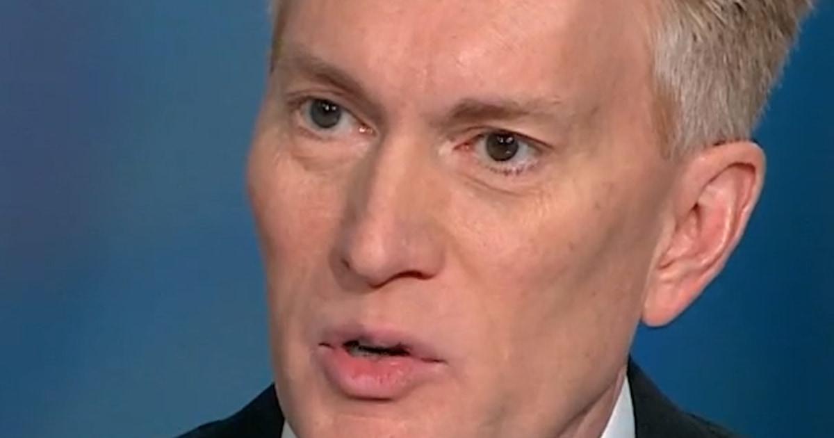 Quan Chức Cấp Cao BBC Từ Chức Sau Chỉ Trích Biên Tập Bài Diễn Văn của Tổng Thống Donald Trump 1 langford thumb l4v7gm