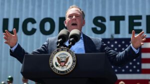 Giám đốc EPA Hoàn Tất Chuyến Lưu Diễn Quốc Gia, Bị Chỉ Trích Vì Chương Trình Giảm Quy Định 11 Giám đốc EPA Hoàn Tất Chuyến Lưu Diễn Quốc Gia, Bị Chỉ Trích Vì Chương Trình Giảm Quy Định