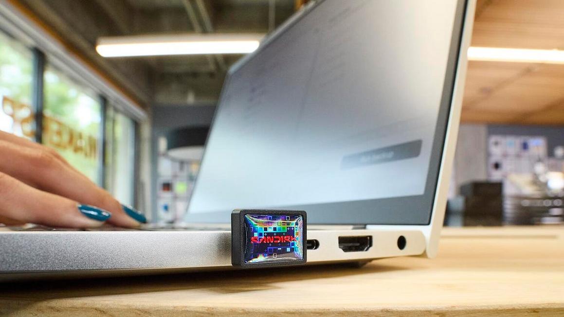 life sndk extreme fit usb c flash drive 04 po