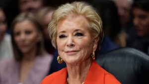 Bà Linda McMahon: Đóng cửa Chính phủ Chứng minh Việc Giám sát Giáo dục Liên bang là Không Cần Thiết 10 Bà Linda McMahon: Đóng cửa Chính phủ Chứng minh Việc Giám sát Giáo dục Liên bang là Không Cần Thiết