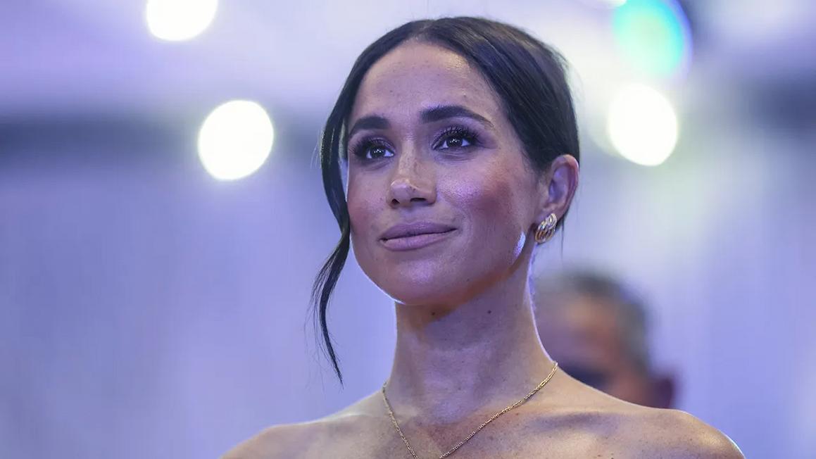 Meghan Markle trở lại đóng phim sau khi rời Hoàng gia 1 meghan markle