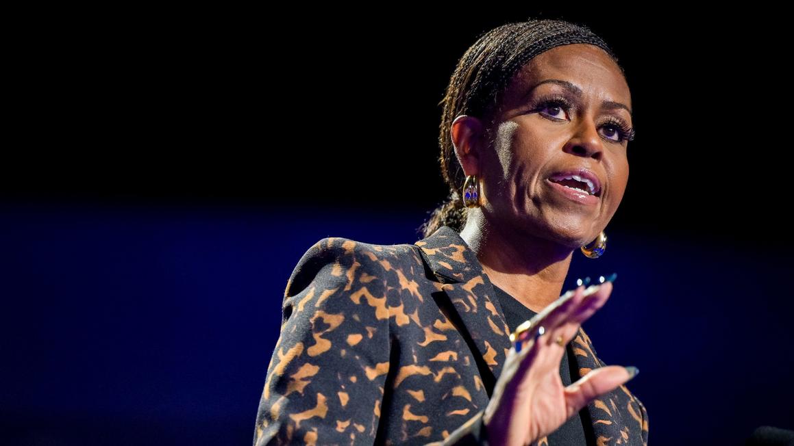 Michelle Obama cho rằng nước Mỹ chưa sẵn sàng bầu phụ nữ làm Tổng thống 1 michelle obama scaled 2