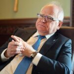 Nhân viên chính phủ Minnesota tố cáo Thống đốc Walz về ‘gian lận quy mô lớn’