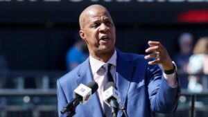Cựu sao Mets Darryl Strawberry cảm ơn Tổng Thống Donald Trump sau khi được ân xá
