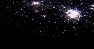 Video NASA ghi lại cực quang và chớp sáng trên nước Mỹ